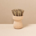 brosse vaisselle et légumes en bois certifié FSC et PEFC